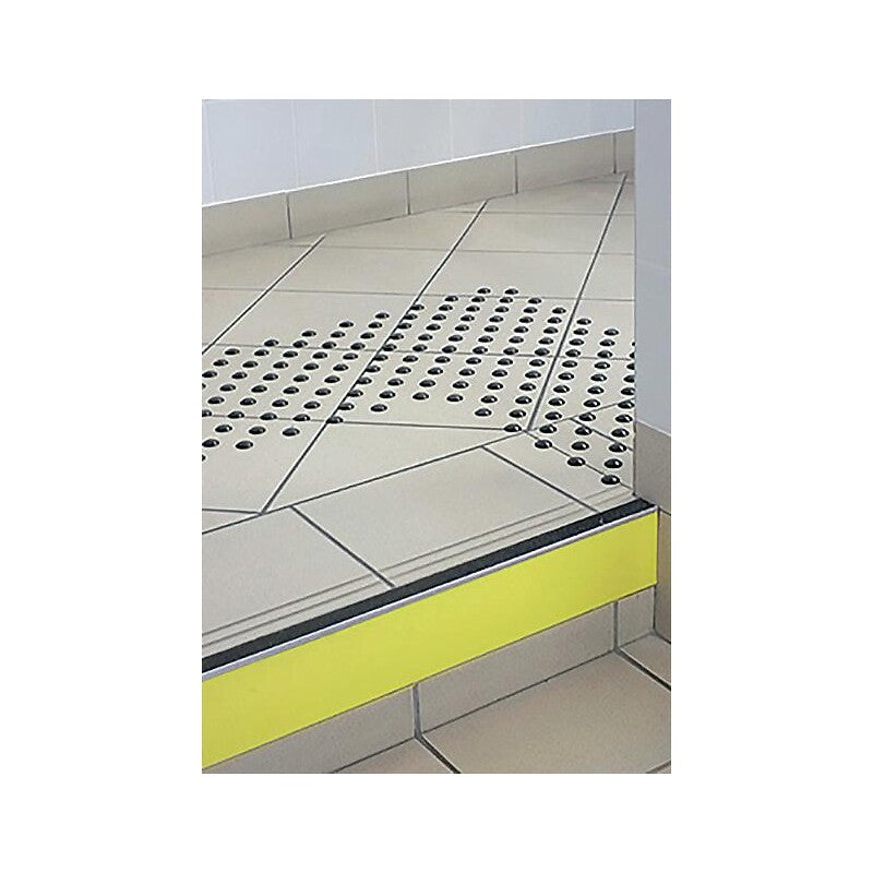 Despertar pregos de podotáctil para perfurar para uso interior e externo Clarion Black Color. Materiais de construção de primeira linha, disponíveis agora na Angola-Materiais.shop. Entrega em todo o país.