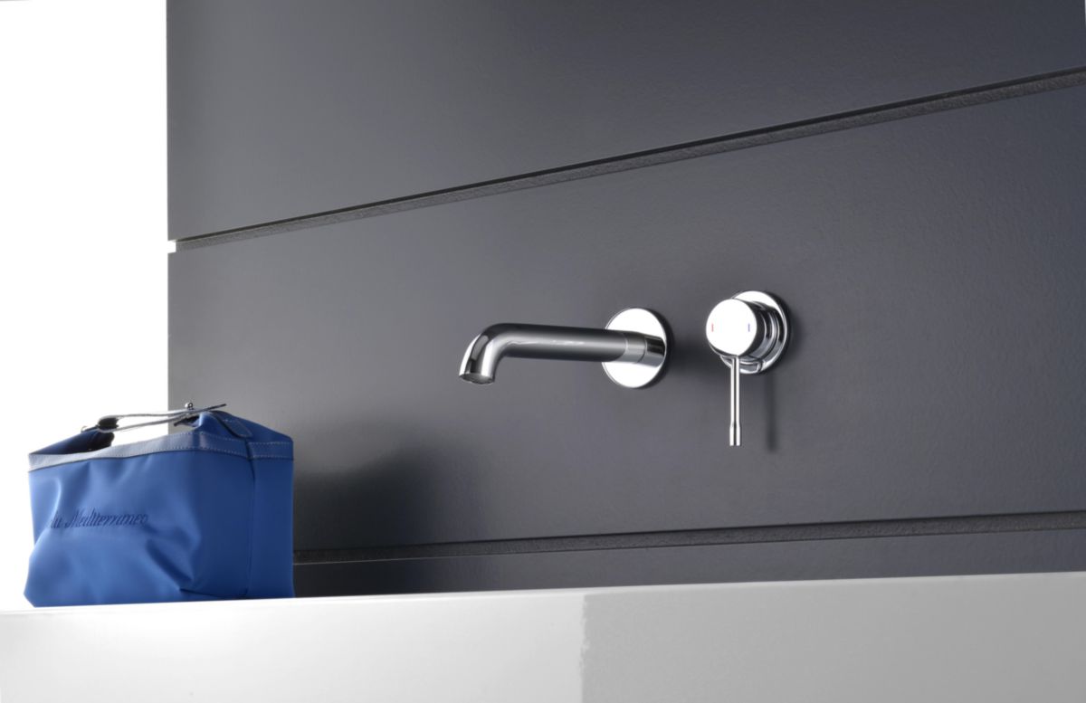 Mixer Watter Wall Alterna Design 4 cores disponíveis, incorporadas com corpo de incorporação alternativo. A revolução dos materiais de construção está aqui. Angola-Materiais.shop.