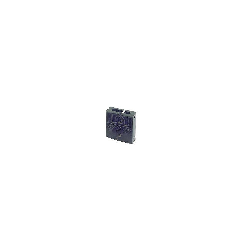 Protetor completo para cadeado tipo C10 em 47 x 63 mm. Soluções inteligentes para construtores inteligentes. Angola-Materiais.shop.