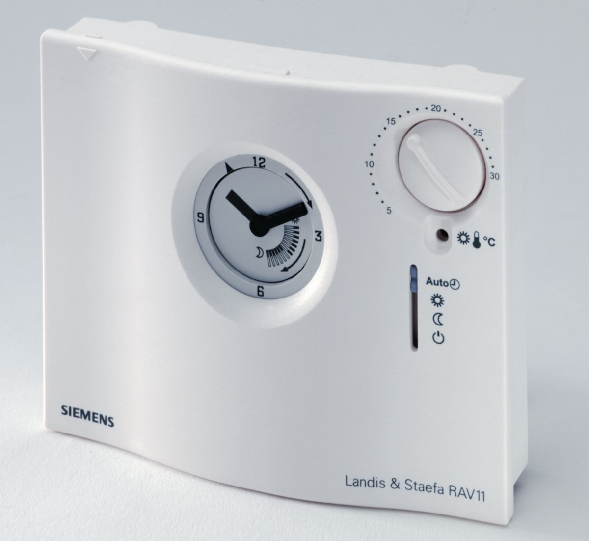 Regulador de atmosfera programável da Siemens com o relógio diário. BPZ: RAV11.1. Angola-Materiais.shop: Tecnologia, qualidade e inovação em materiais de construção.