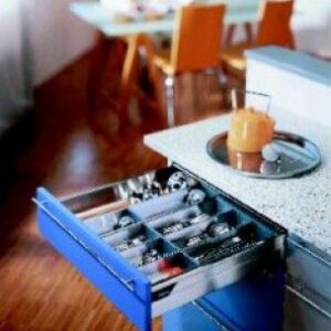 Versão de fixador de fachada a ser ferrada. Angola-Materiais.shop oferece uma ampla seleção de produtos de hardware e hidráulica. Obtenha as melhores ferramentas para os seus projetos hoje mesmo.
