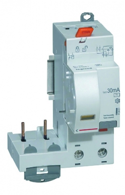 Bloco diferencial adaptável aos parafusos DX3 para disjuntor 1 módulo por pólo - 2p 230V ~ - 40A - TypeC 30Ma. Construindo Angola, um material de cada vez. Angola-Materiais.shop.