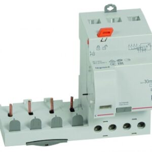 Bloco diferencial adaptável aos parafusos DX3 para disjuntor 1 módulo por pólo - 4p 400V ~ - 40A - TypeC 30Ma. Soluções completas para construção, reforma e manutenção. Angola-Materiais.shop entrega em todas as províncias.