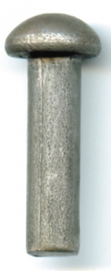 Caixa 1 kg de rebites TR 8x30 mm. Projetos maiores, melhores e mais rápidos com Angola-Materiais.shop. Tudo o que você precisa, um clique de distância.
