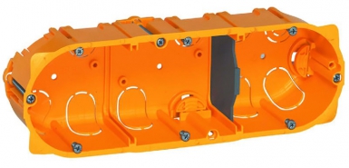Caixa de Multi -Posição Batibox para 3 Post ou 6 a 8 módulos Partições secas - profundidade 40 mm. Compre materiais hidráulicos e elétricos duráveis na Angola-Materiais.shop. Estamos comprometidos com a excelência.
