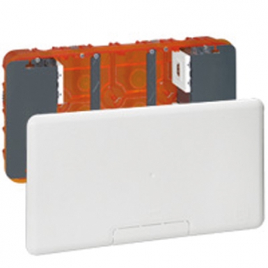 Caso multimídia Batibox Capacidade máxima 2x5 Dim. 285x142x50 mm. Tecnologia e qualidade reunidas em um só lugar. Angola-Materiais.shop.