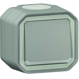 Testemunha de mudança ou para frente e para trás com plexo Seer impermeável 10ax 250v ~ ip55 ik08 entregue a fixação completa. Construa melhor, construa com Angola-Materiais.shop.