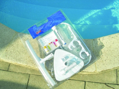 Pool de kit de manutenção de limpeza branca. Descubra a excelência em materiais de construção. Angola-Materiais.shop, sua referência em hardware e ferramentas.