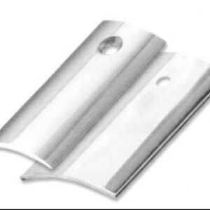 Limiar de porta de 45 mm de comprimento. 0,93 m de latão polido (com parafusos e tornozelos). Profissionais da construção escolhem Angola-Materiais.shop. Porque a qualidade faz a diferença.