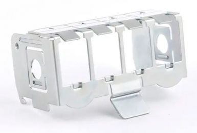 Suporte de metal com 4 términos. Angola-Materiais.shop está dedicada a fornecer materiais de construção e hardware de primeira classe. A sua satisfação é a nossa prioridade.